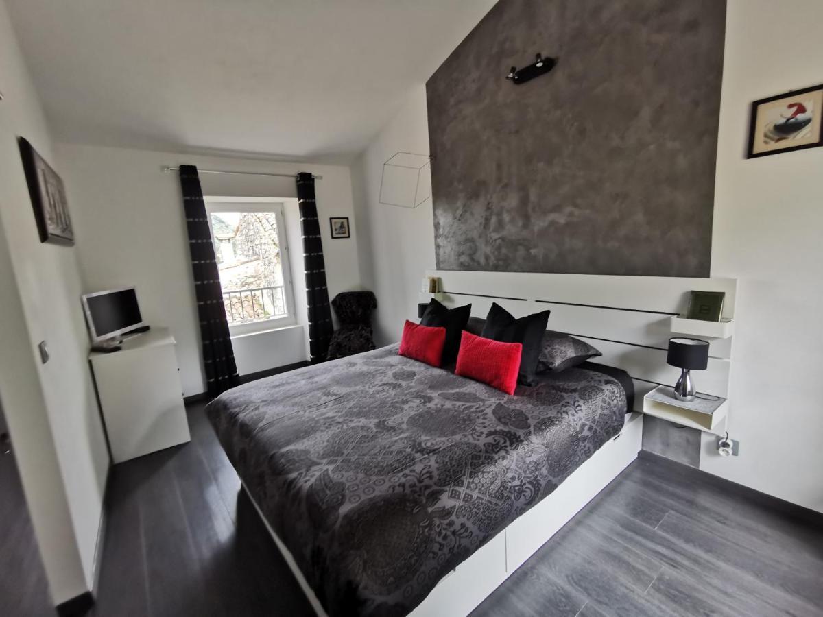 Le Mas Des Loges - Les Vans / Chambonas Exteriér fotografie